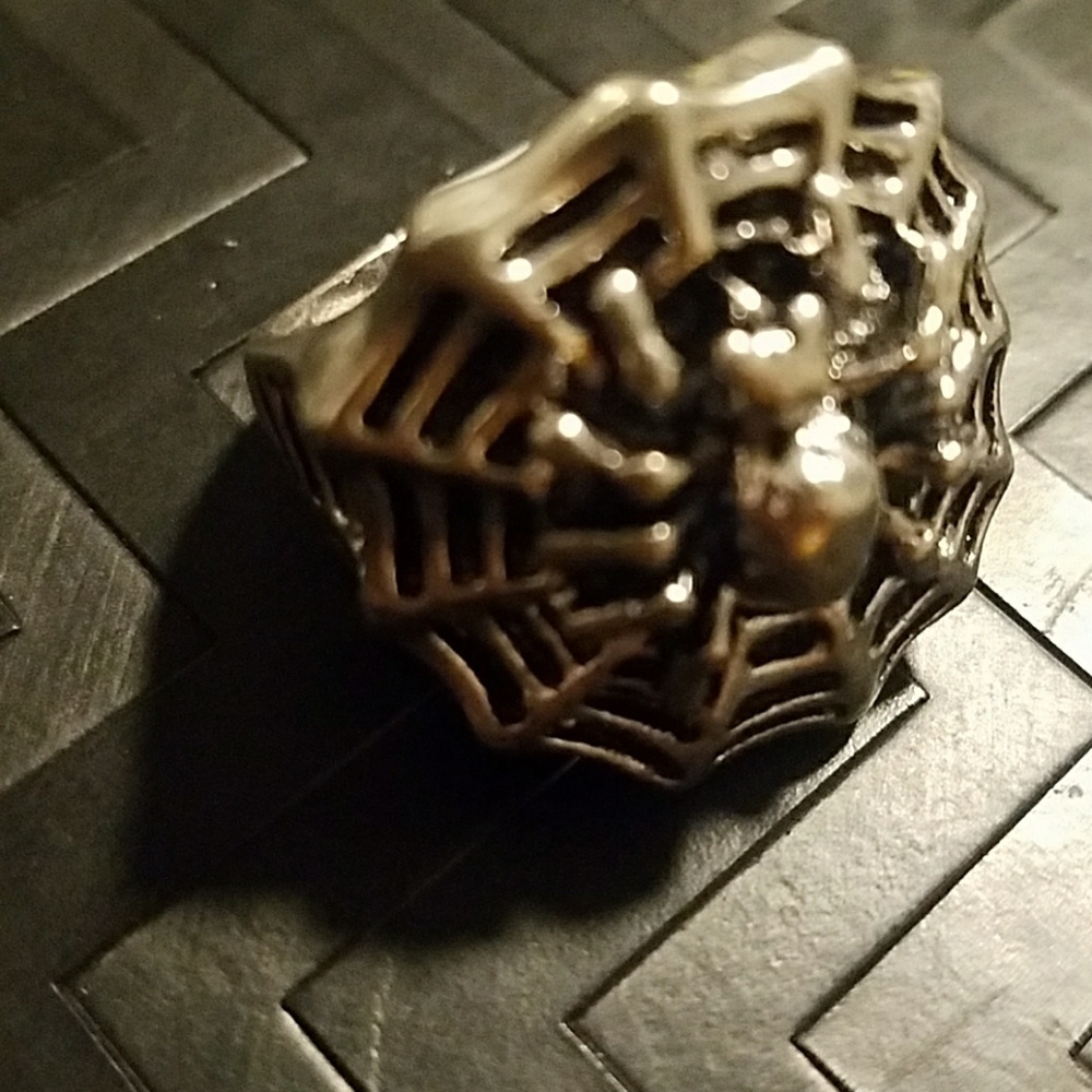 Spider Ring - image 3
